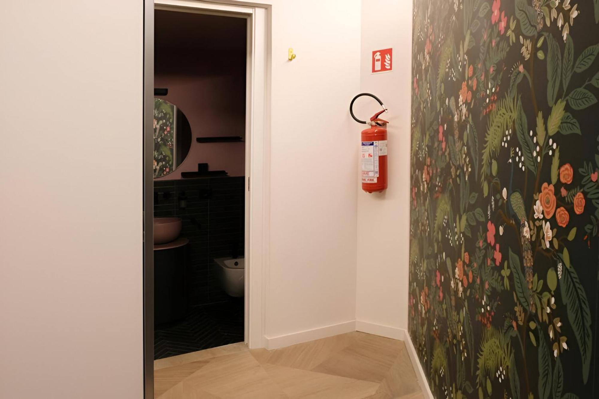 Margot Color Apartment - Trastevere - Loft Di Lusso Rom Exteriör bild